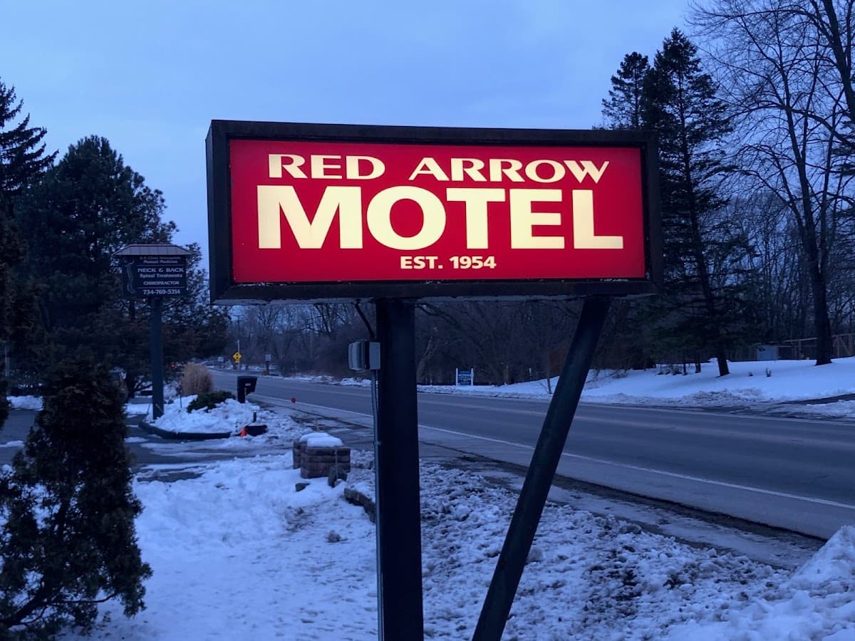 Red Arrow Motel
