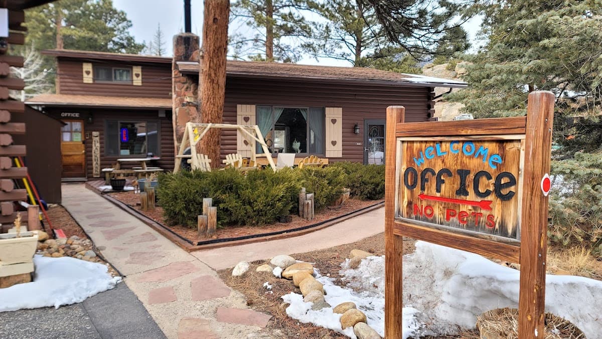 Blackhawk Cabins