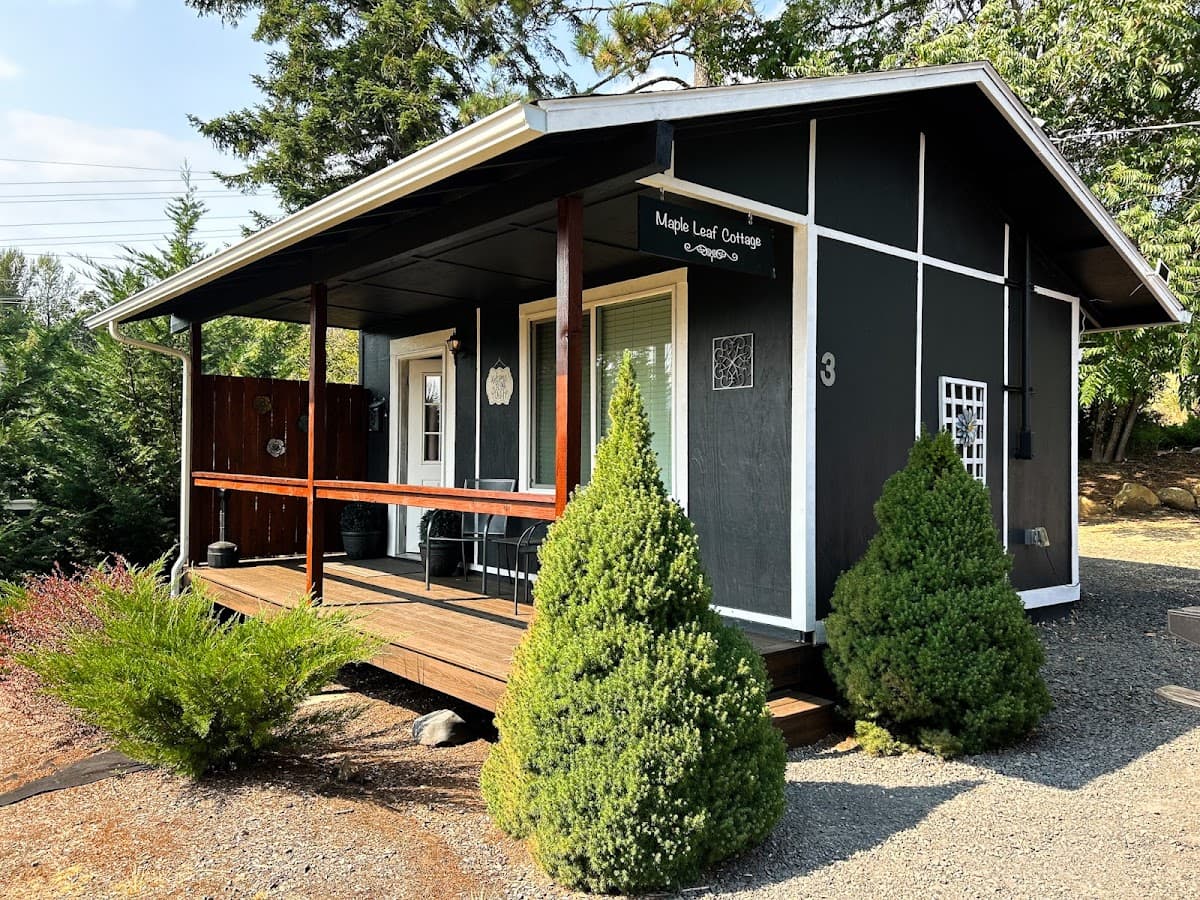 Maple Way Cabins