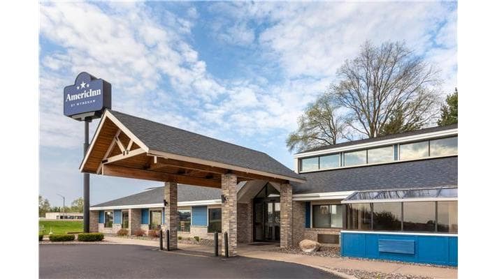 AmericInn by Wyndham Chippewa Falls