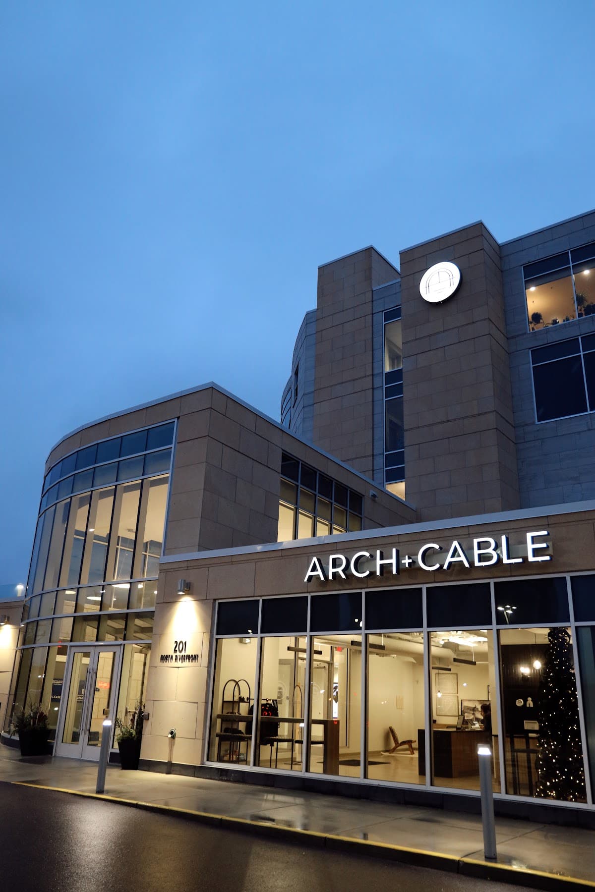 Arch + Cable