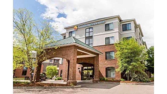 Comfort Inn & Suites