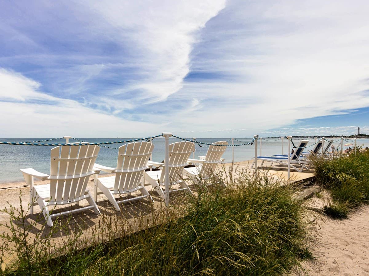 Breakwater Hotel