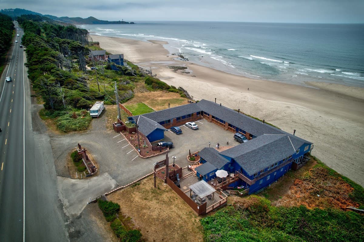 Moolack Shores Inn