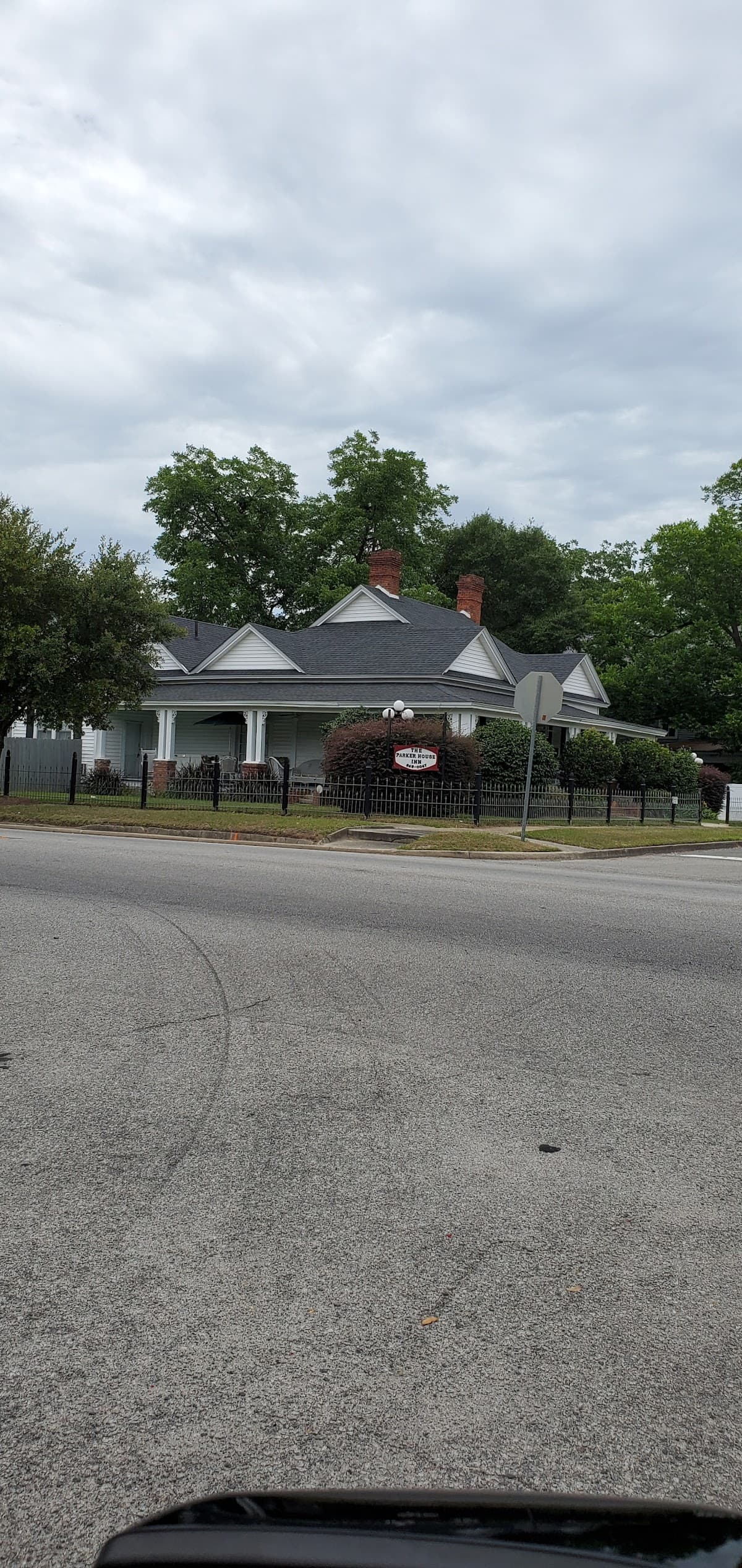 Parker House Inn