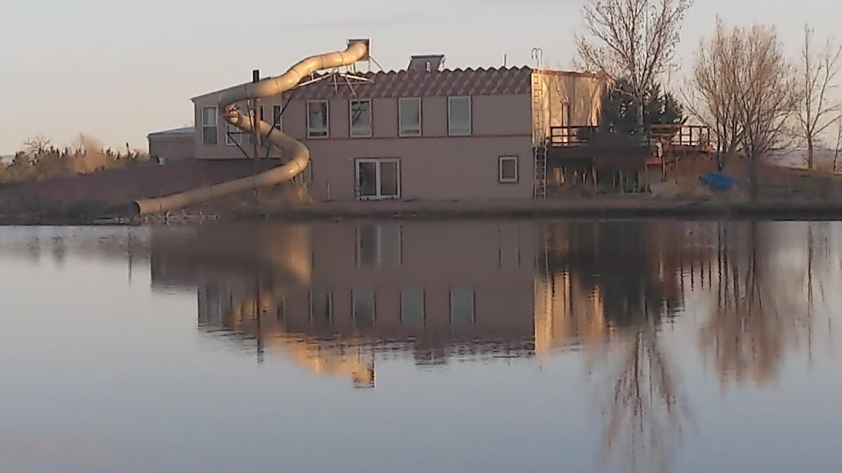 Lakeview Sunsets