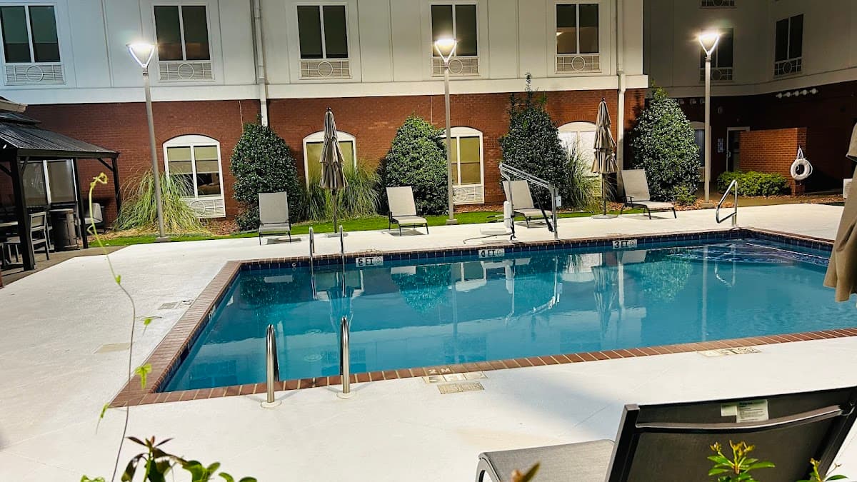 Holiday Inn Express & Suites Tuscaloosa-University, an IHG Hotel