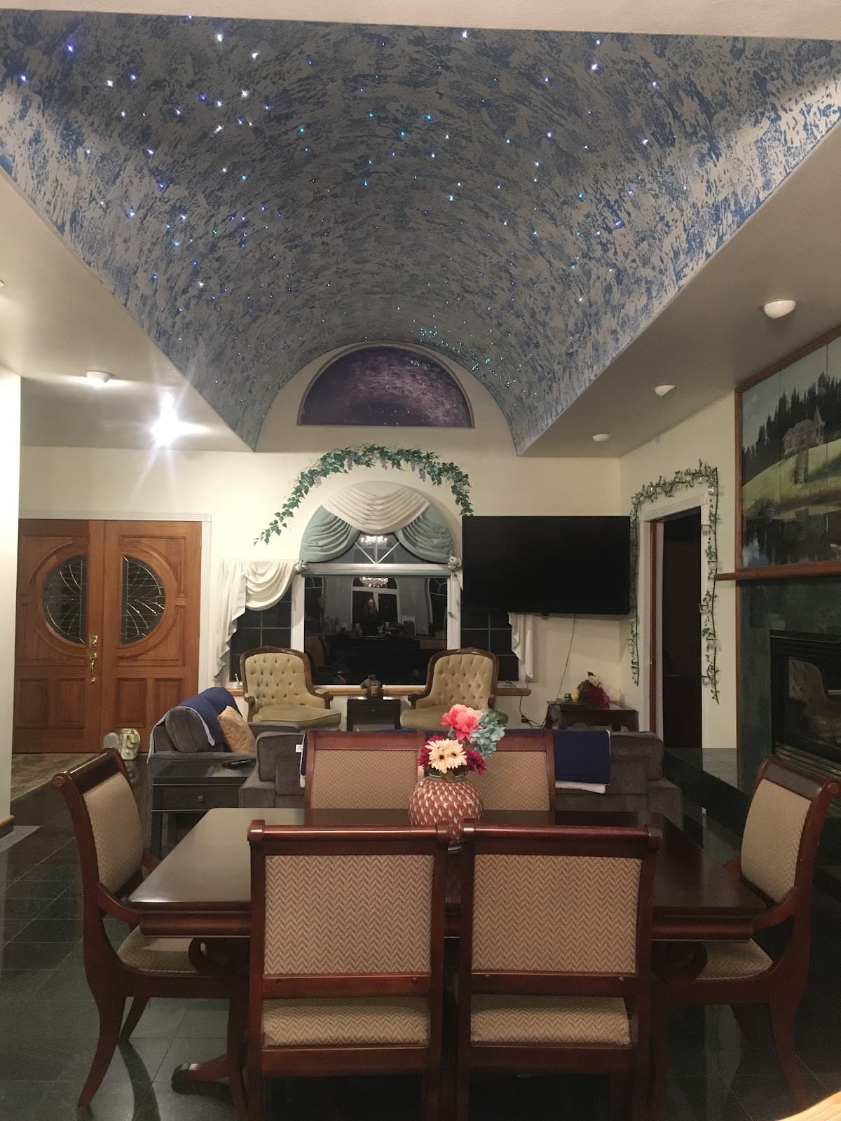 Fox Creek Manor