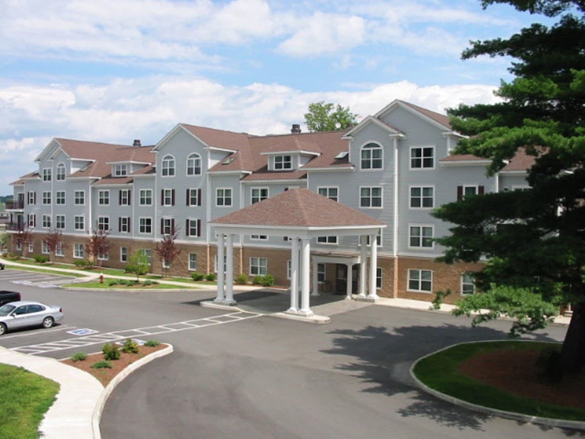 Holiday Inn Express & Suites White River Junction by IHG