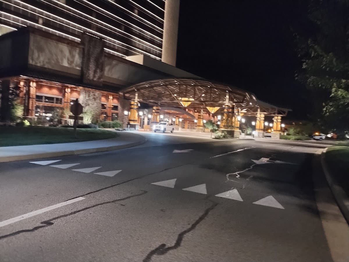 Four Winds Hotel