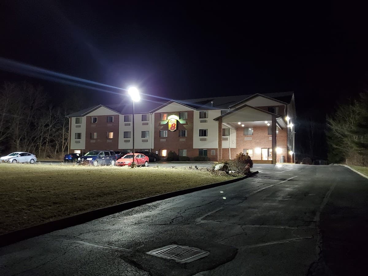 Super 8 by Wyndham Richfield Area