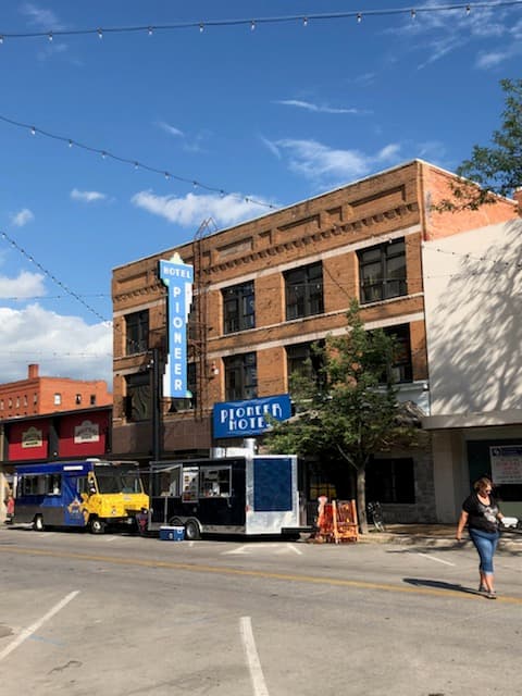 Pioneer Hotel