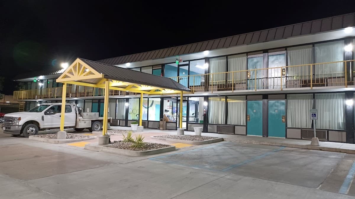 Econo Lodge Oak Grove-Blue Springs