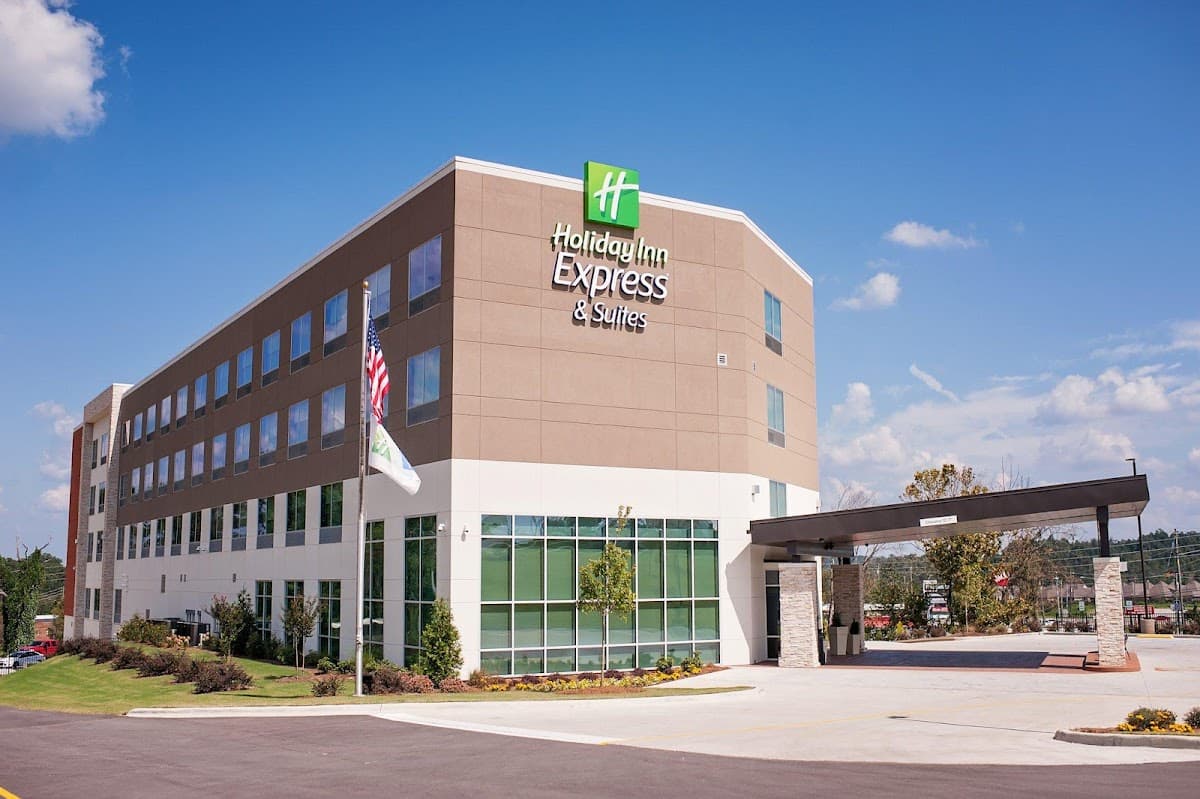 Holiday Inn Express & Suites Birmingham North - Fultondale by IHG