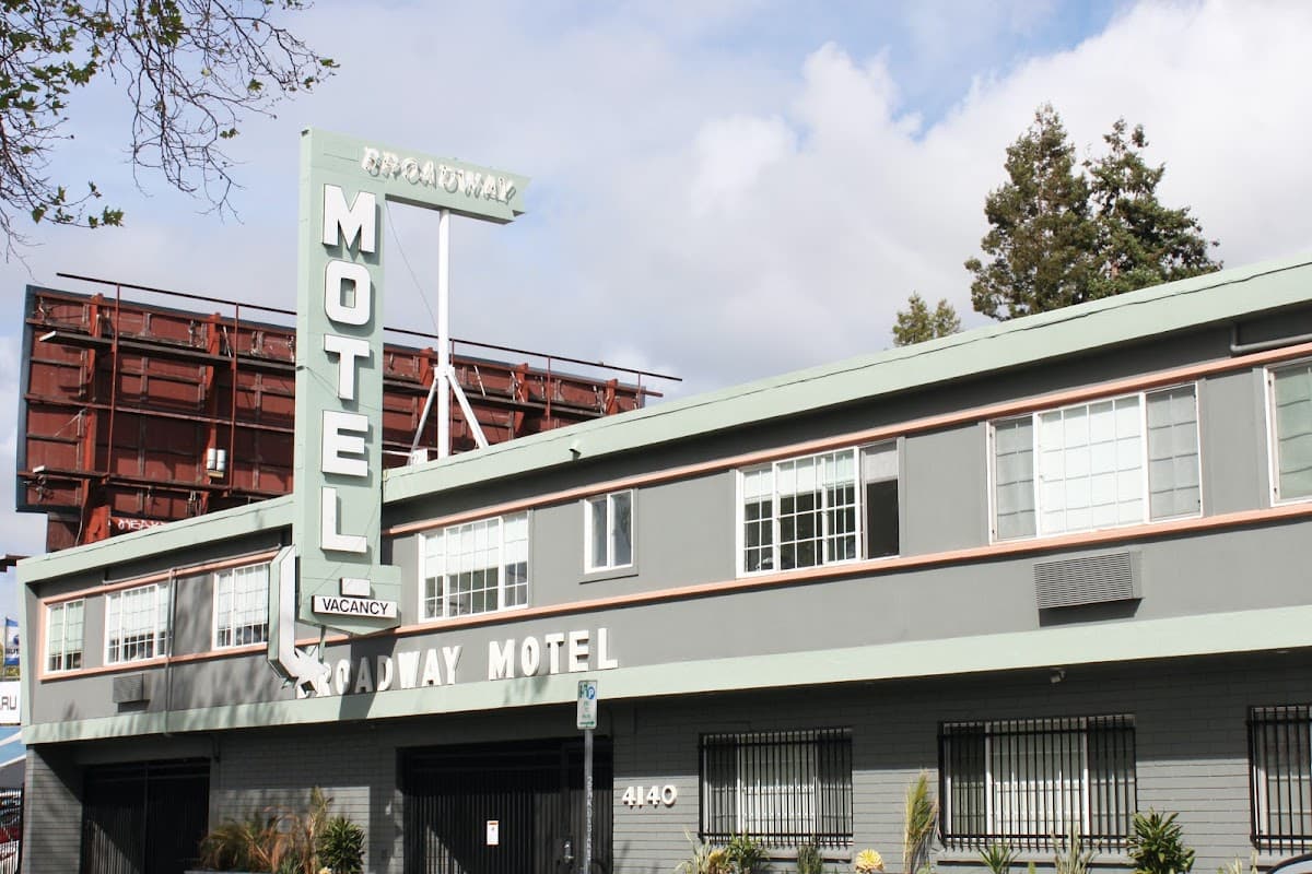 Signature Inn Berkeley Oakland