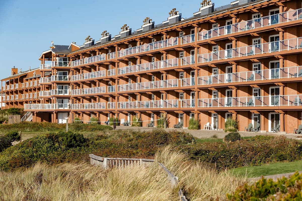 Hallmark Resort Newport