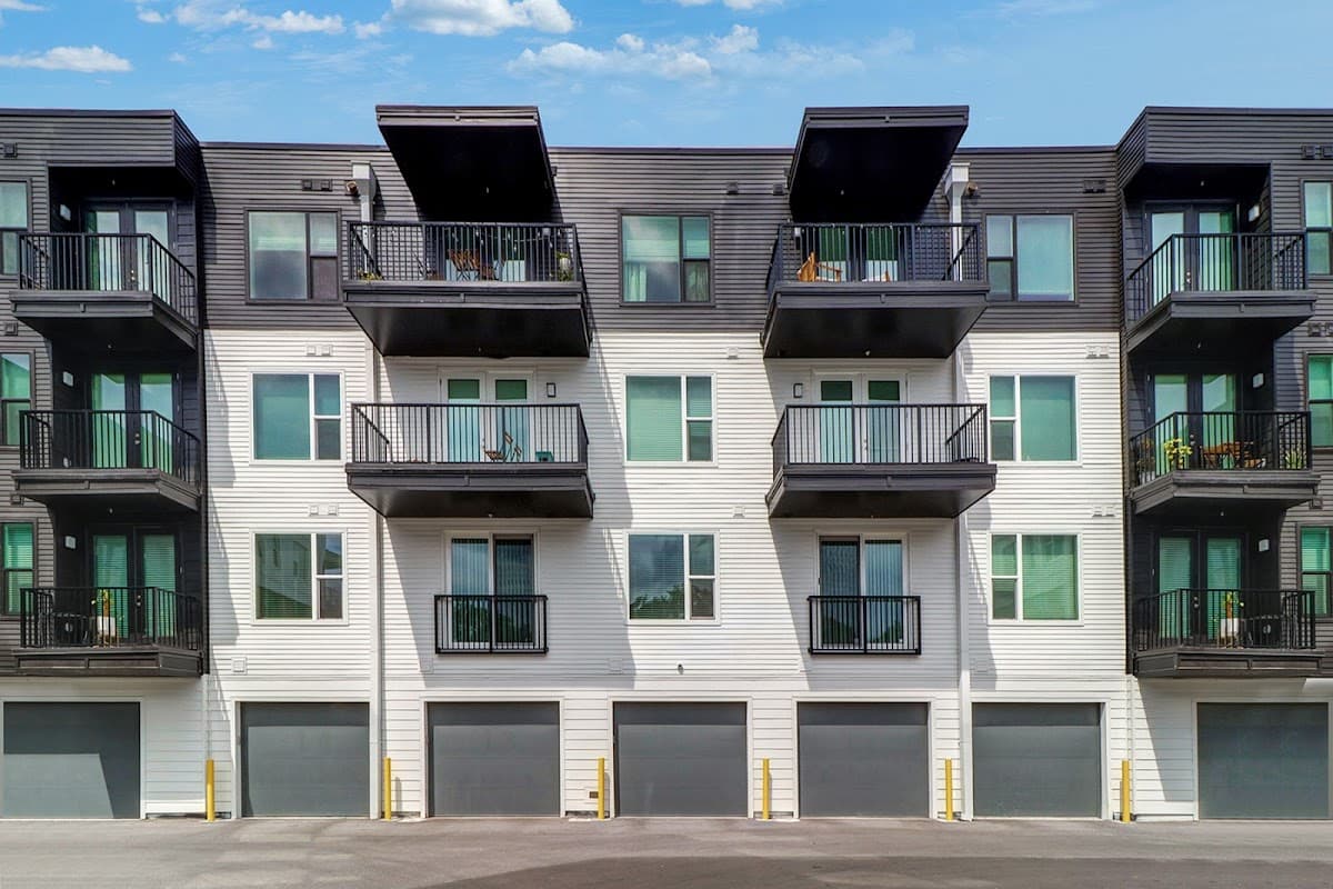 Hite & Notch Apartments