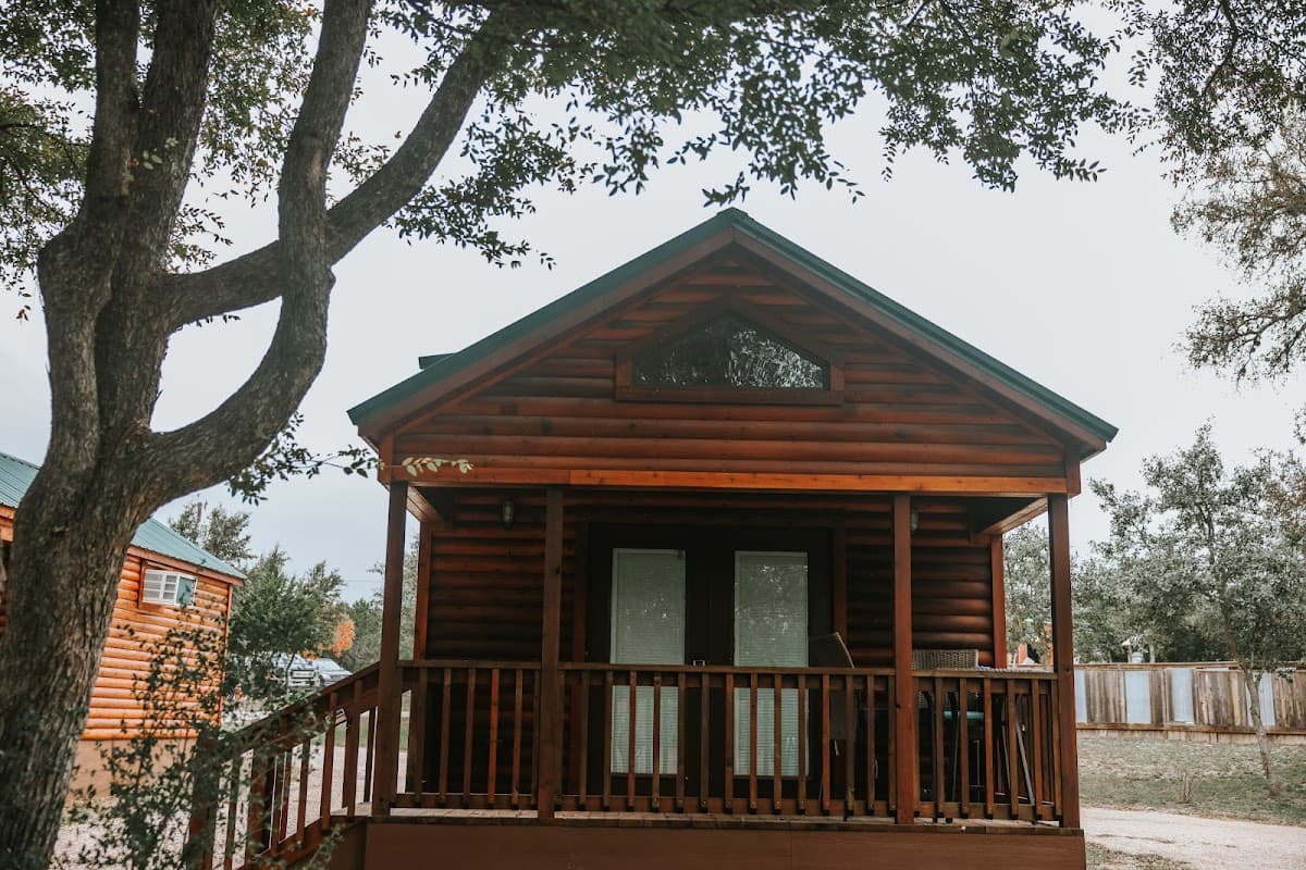 Al's Hideaway Cabins and RV Rentals, LLC