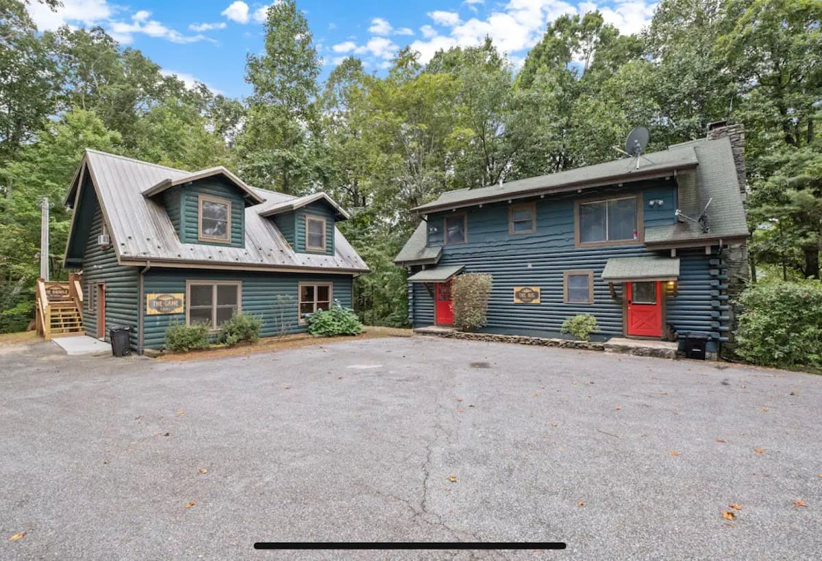Black Mountain Retreats