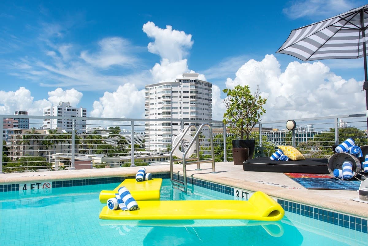 Riviera Suites South Beach