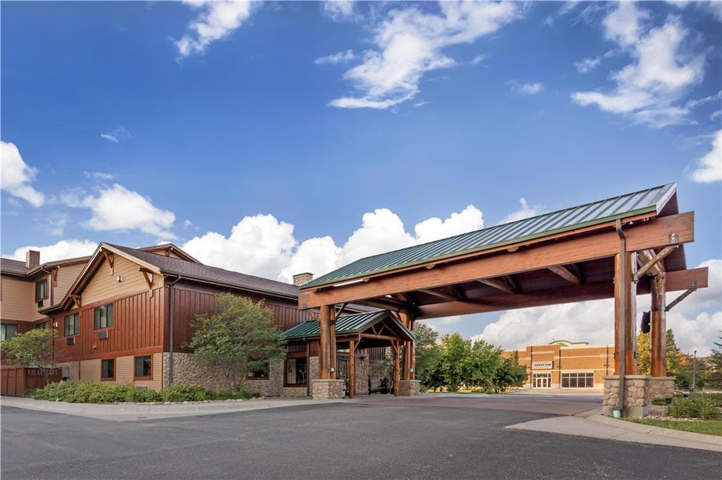 Best Western Plus Kelly Inn & Suites