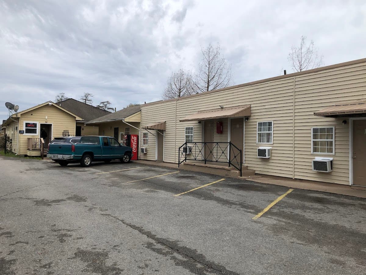 Top Motel