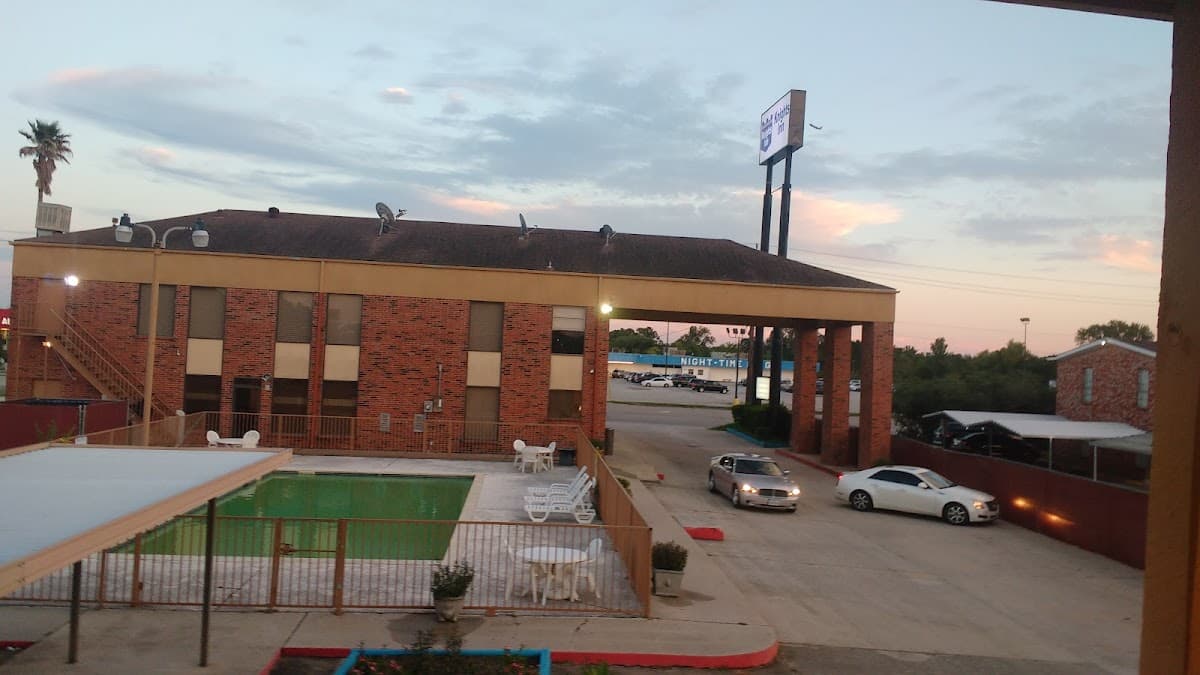 Knights Inn South Houston
