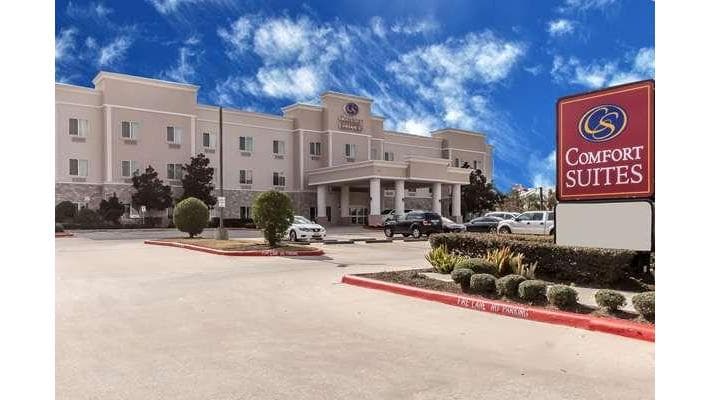 Comfort Suites Houston IAH Airport - Beltway 8