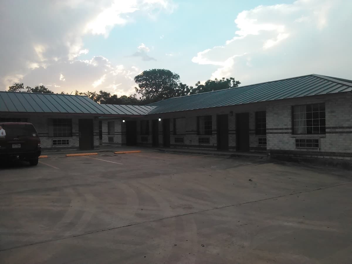 Moonlight motel