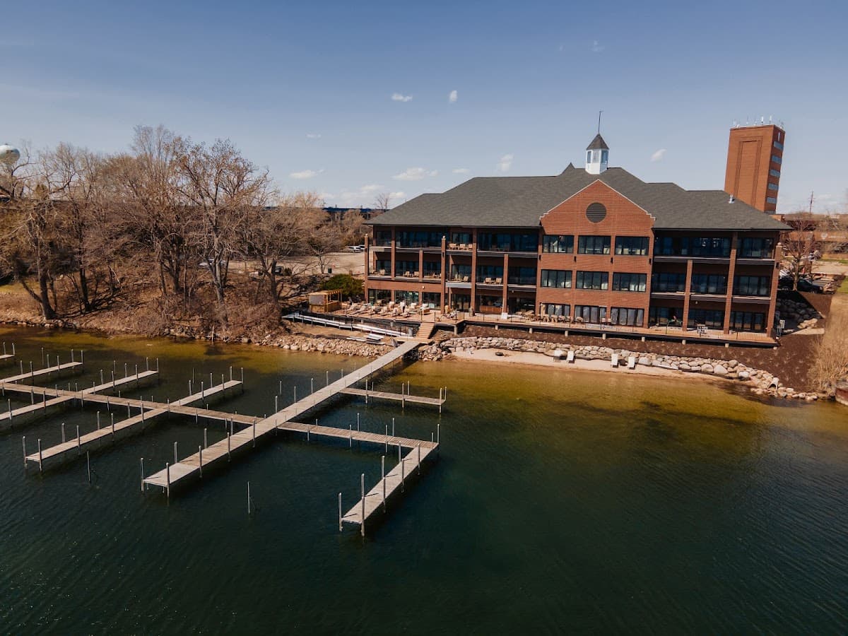 The Shoreline Hotel