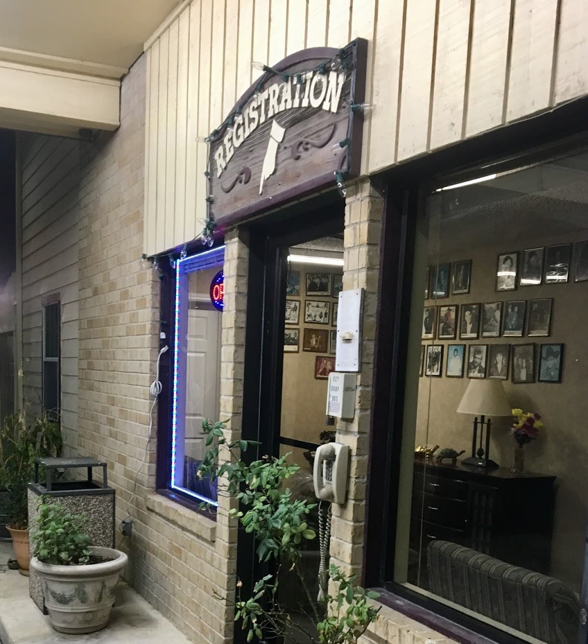 Inn At Mexia