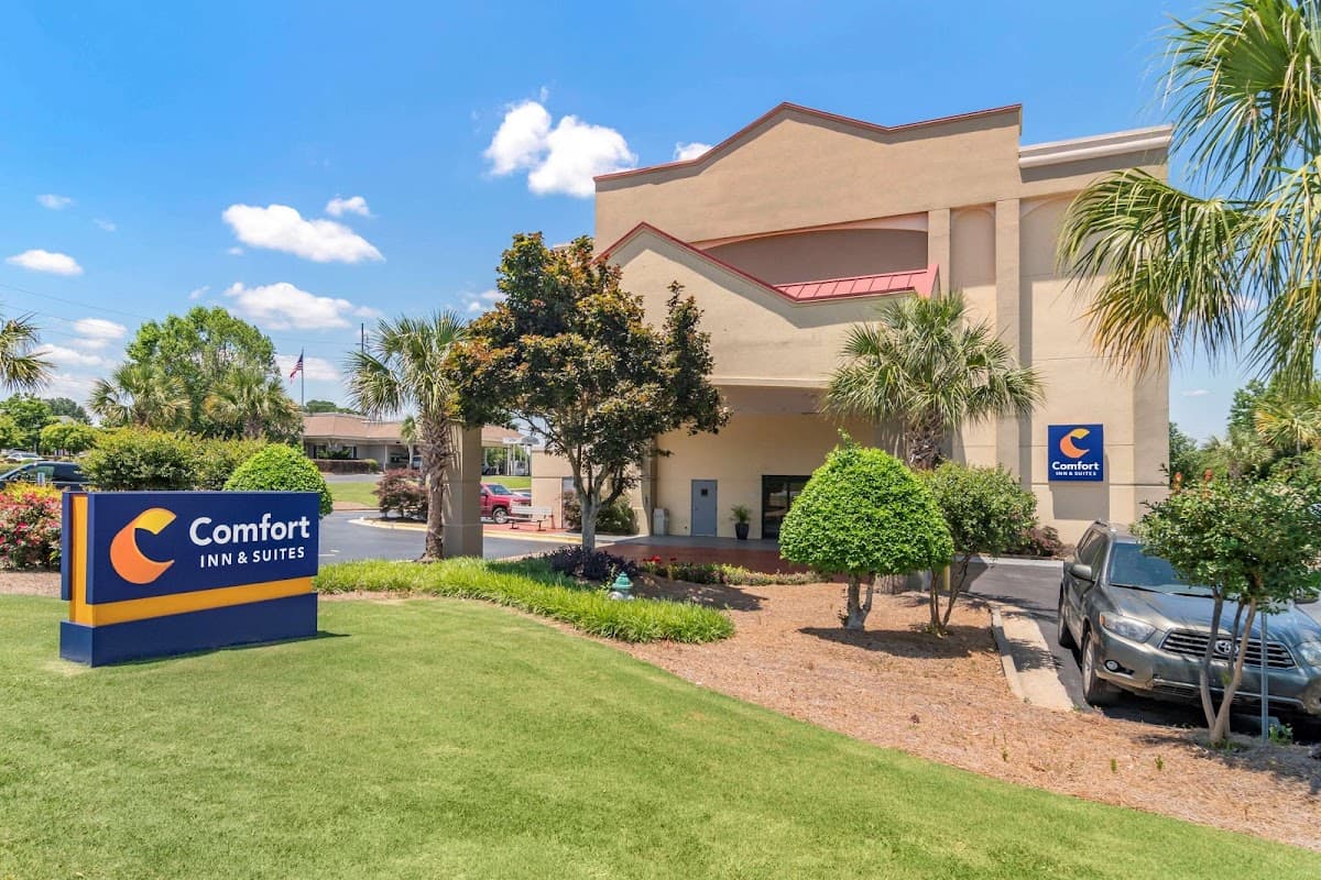 Comfort Inn & Suites Athens North