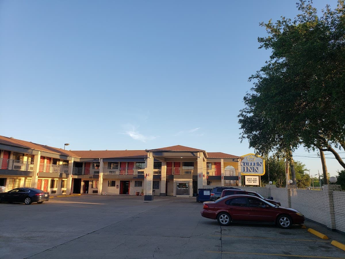 Cullen Inn hotel