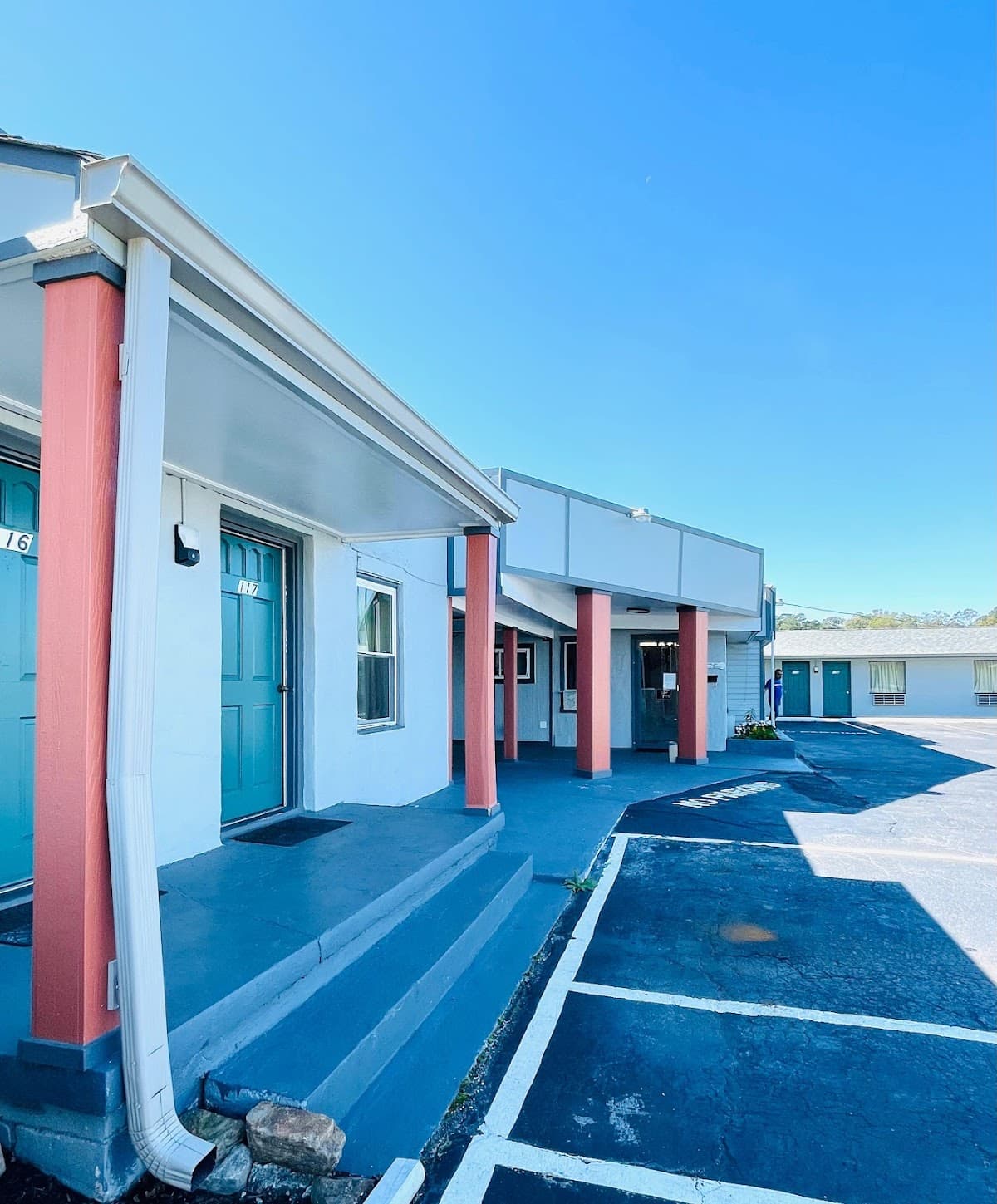 Royal Inn Motel