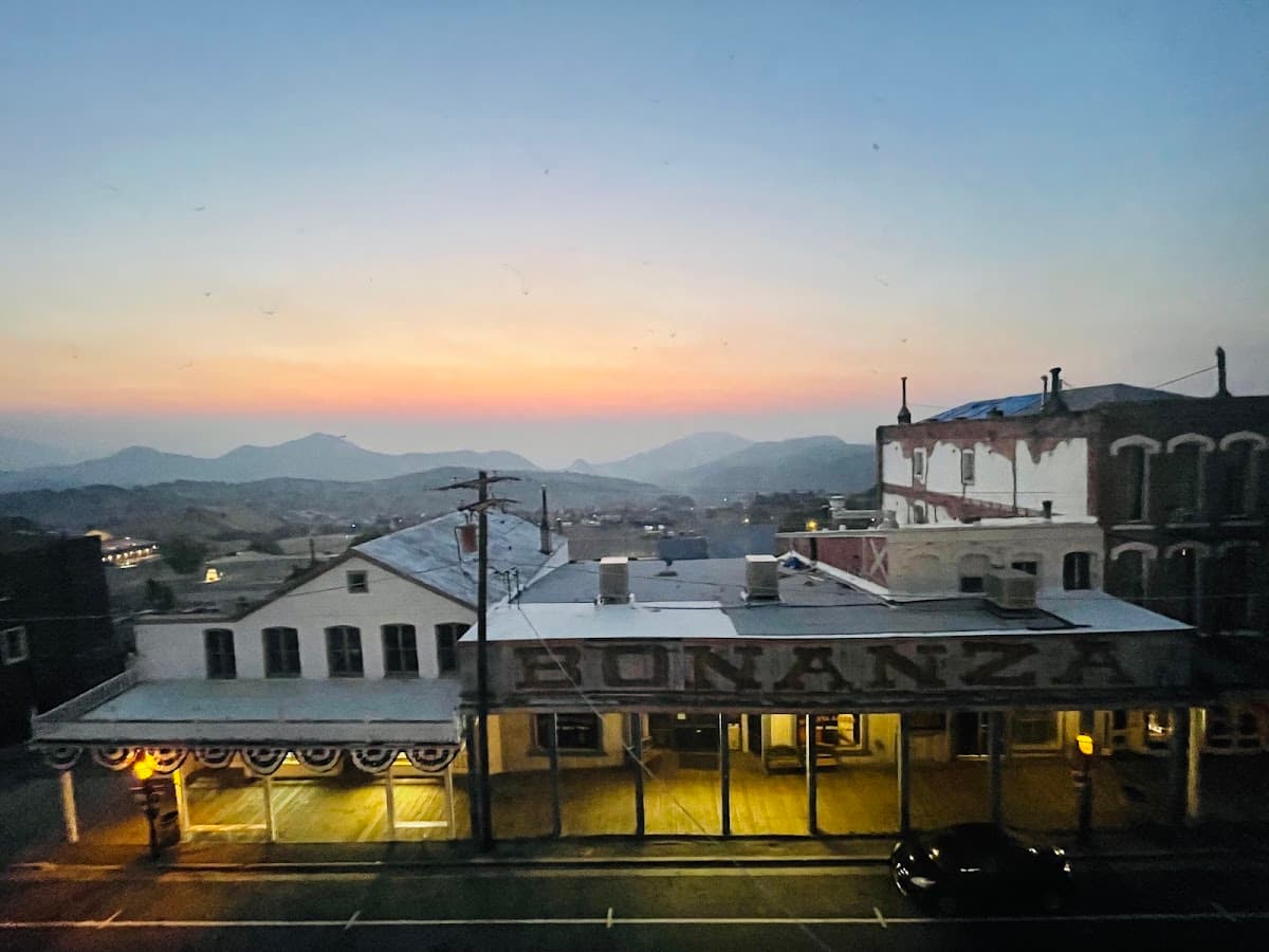 Silver Queen Hotel #11