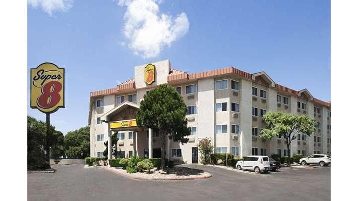 Super 8 by Wyndham Austin North/University Area