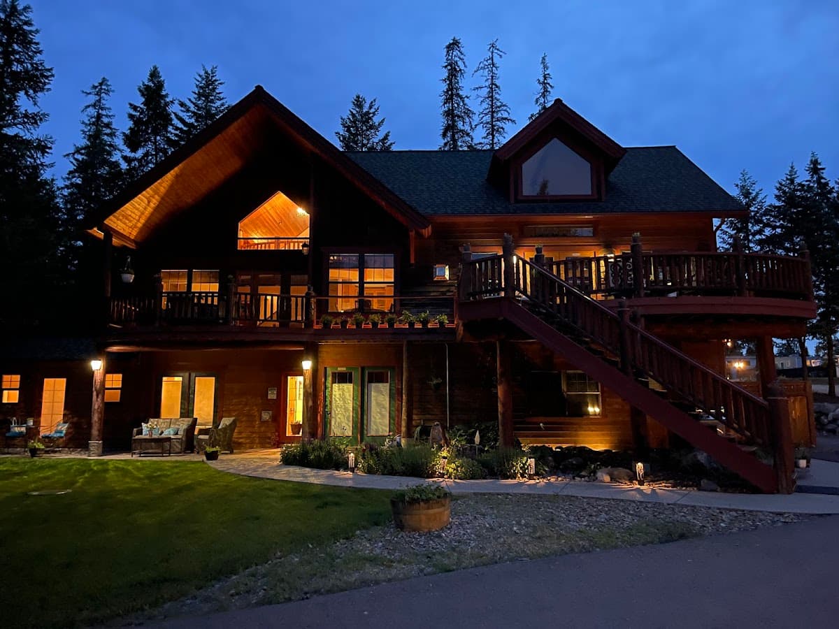 Wood's Lodge