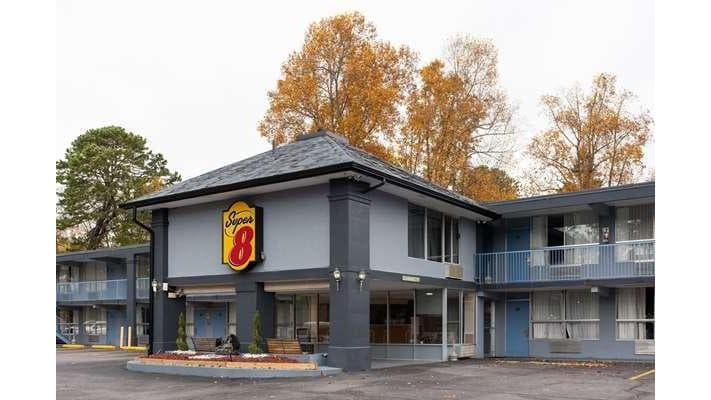 Super 8 by Wyndham Black Mountain
