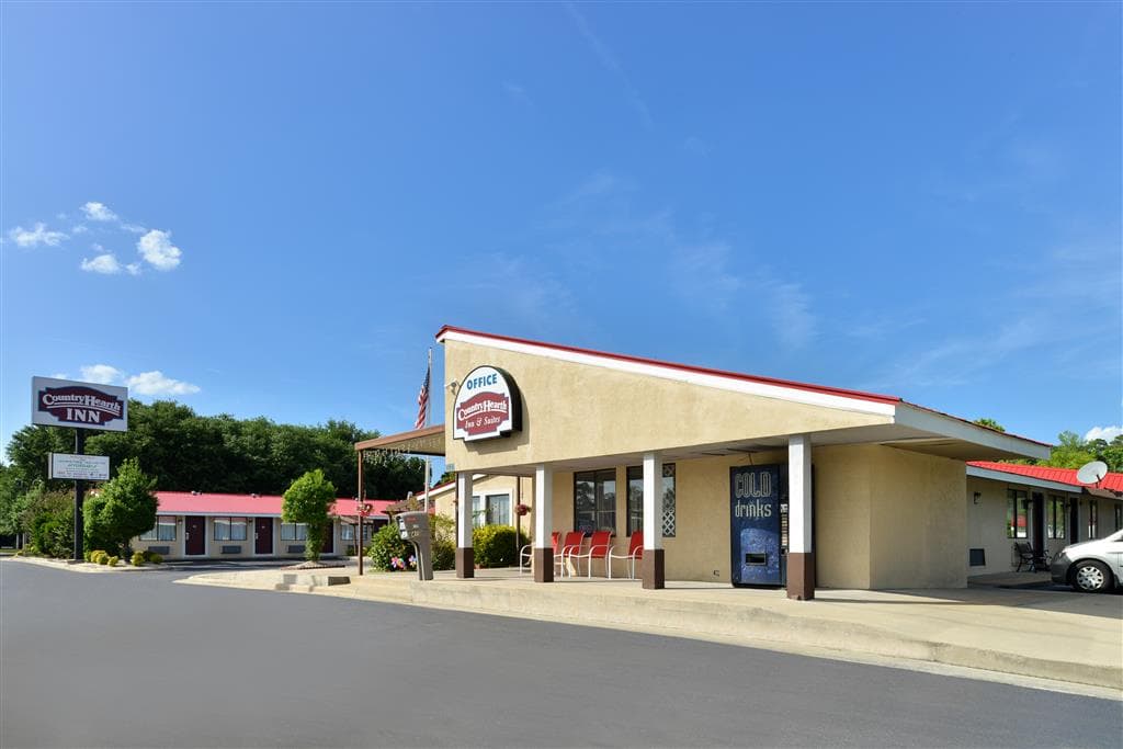 Country Hearth Inn & Suites Kinston