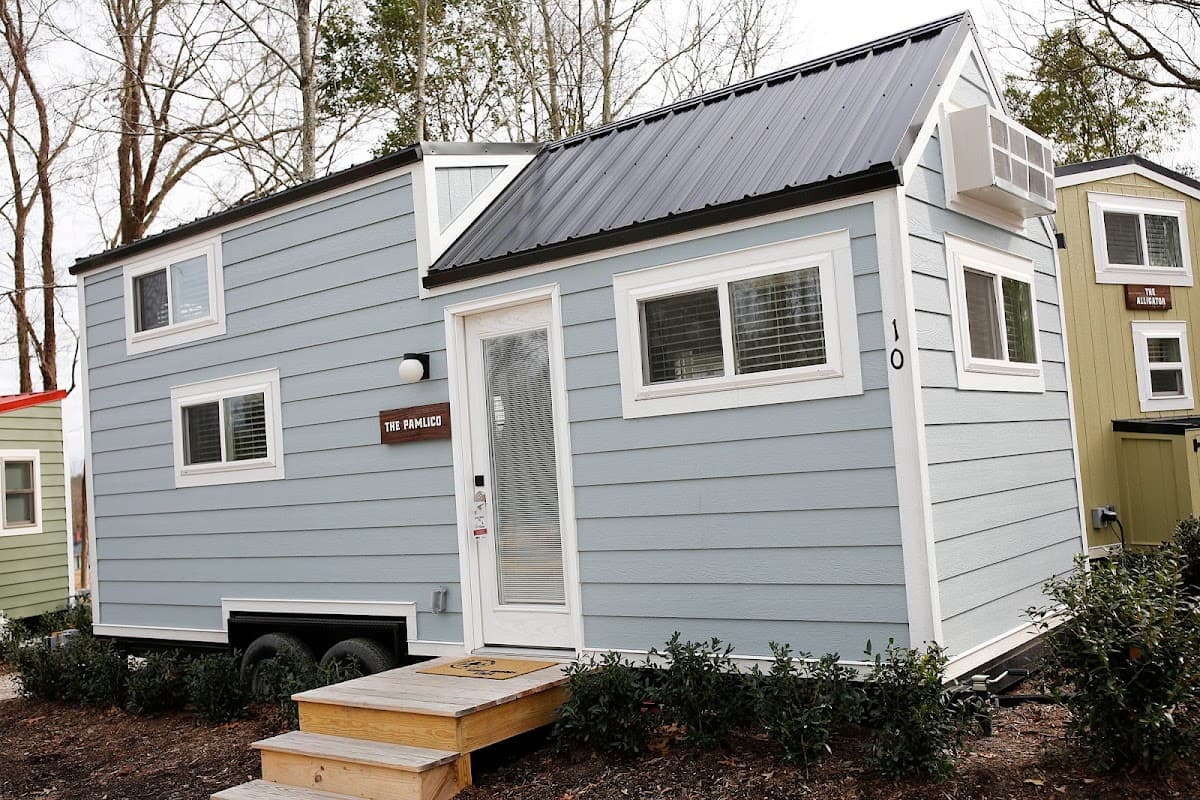 River & Twine -- A Tiny House Hotel