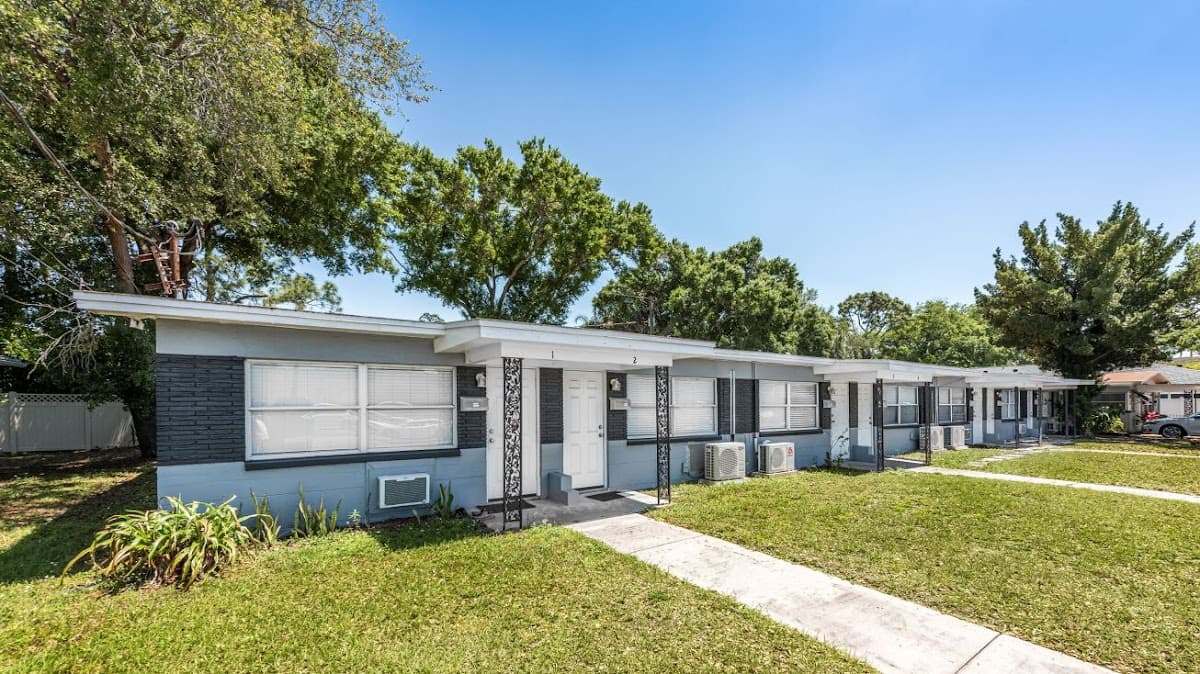 Golf View Villas Tampa FL