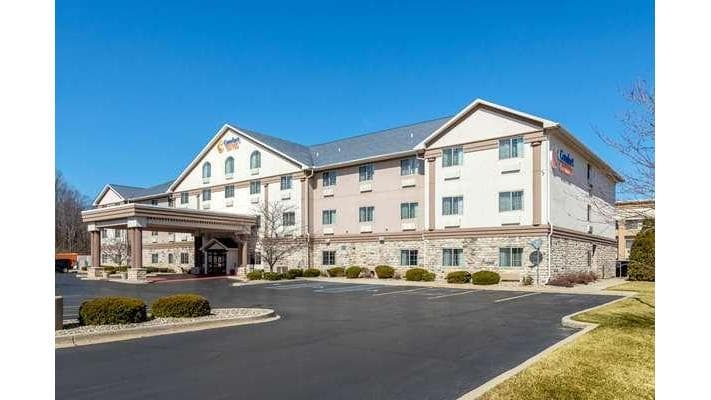 Comfort Suites Stevensville - St. Joseph