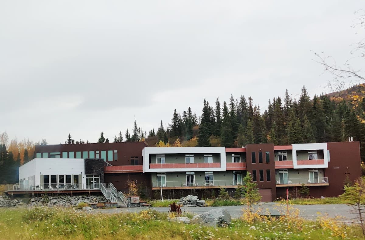 Tsaina Lodge