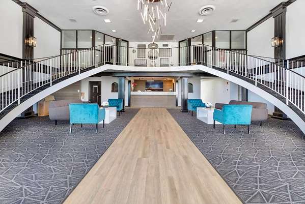 Days Inn by Wyndham Erie