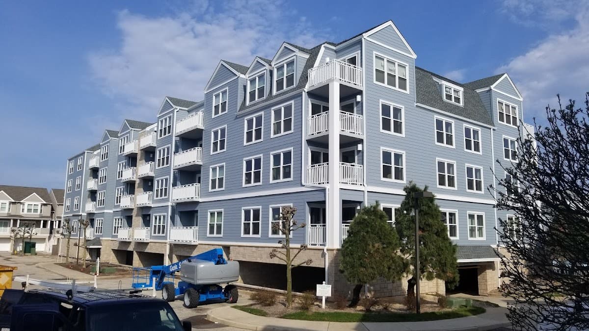 Seapointe Village Centre Court Condos