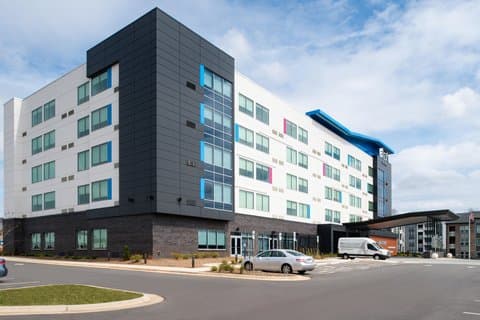 Aloft Charlotte Airport