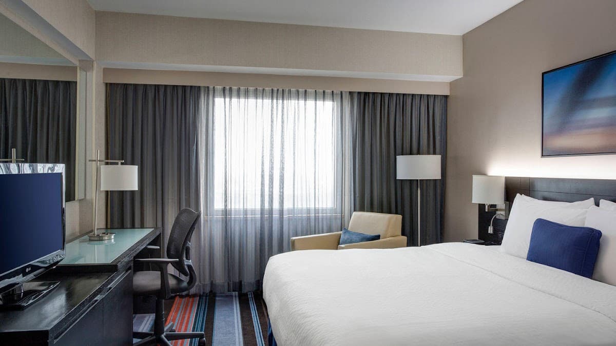 Courtyard by Marriott New York JFK Airport