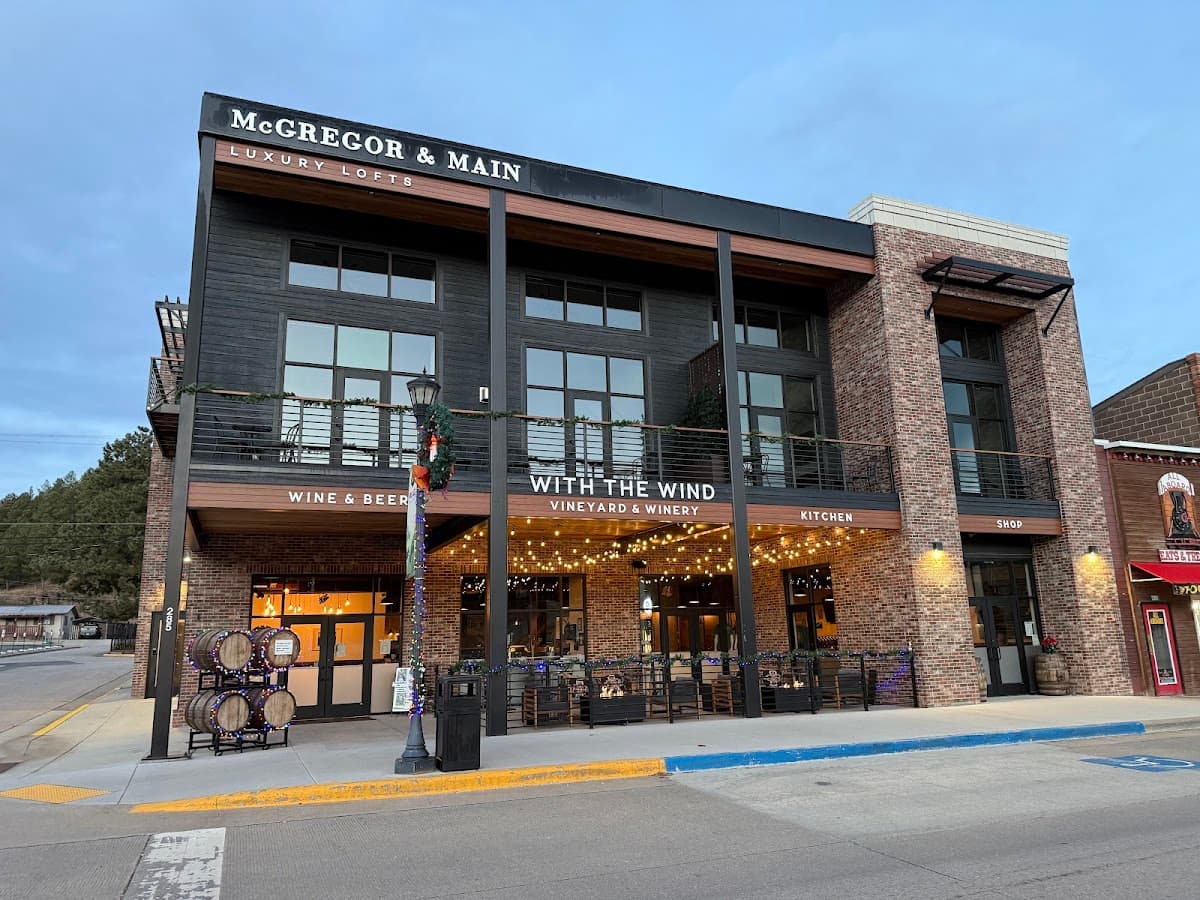 McGregor & Main | Luxury Lofts