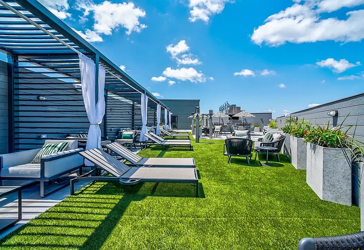 Luxury Furnished Apartments by Hyatus Downtown at Yale