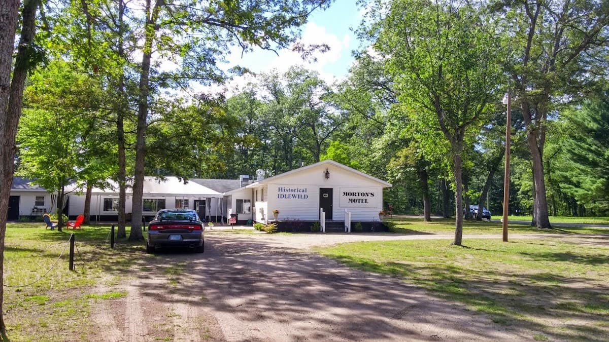 Morton's Motel